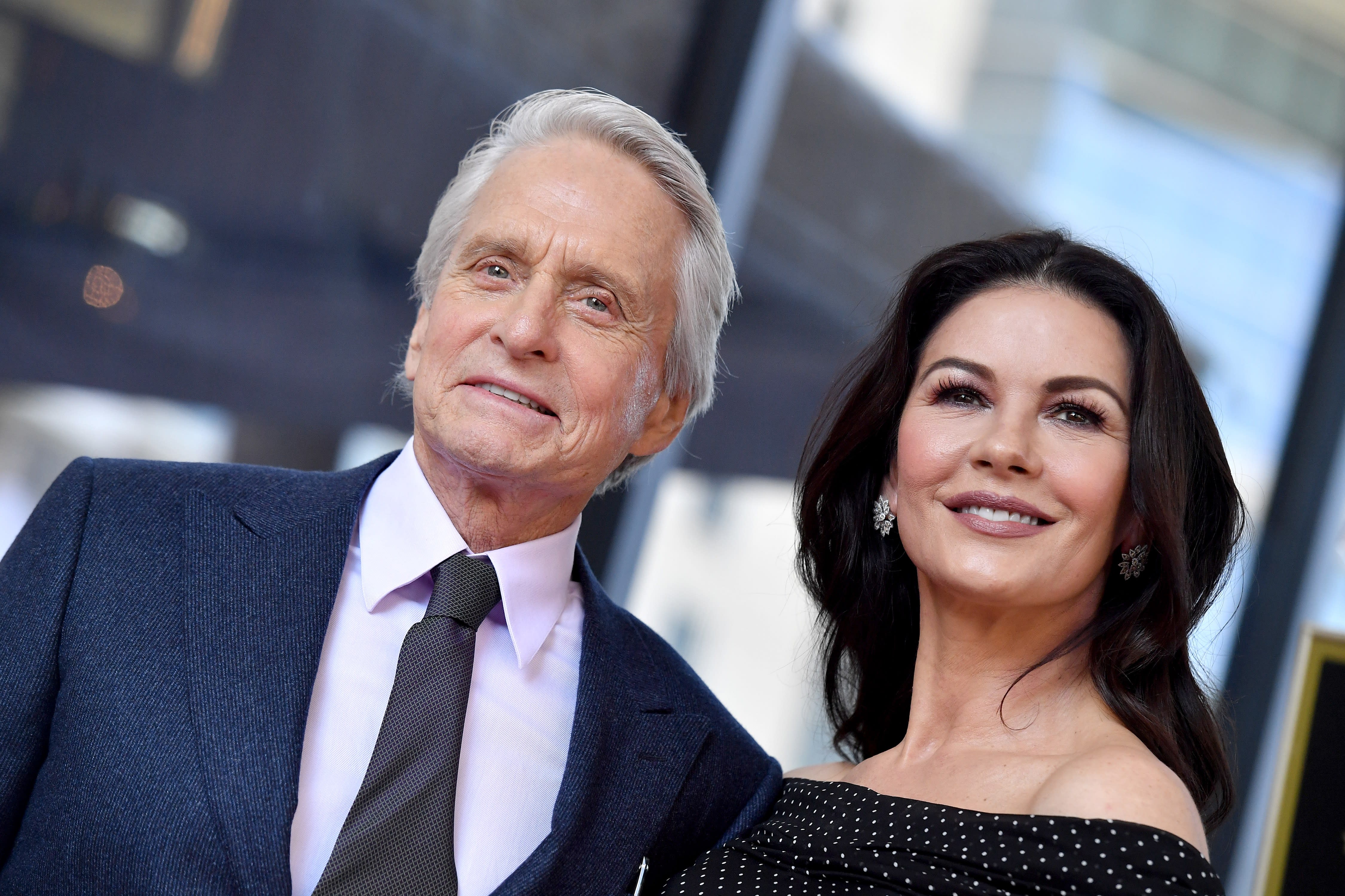 Резултат с изображение за catherine z jones michael douglas