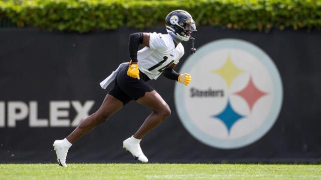 George Pickens makes incredible catch over Steelers rookie Joey Porter Jr.