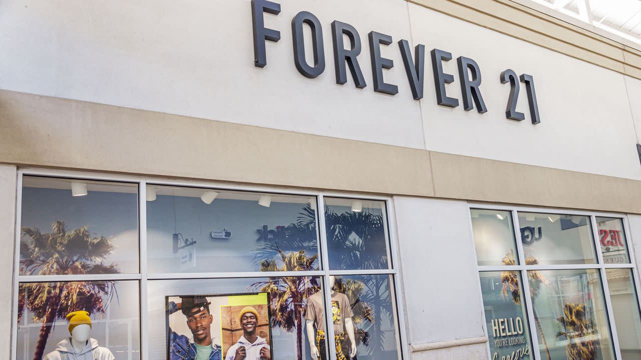 Forever 21 Aeropostale Owner Going Public