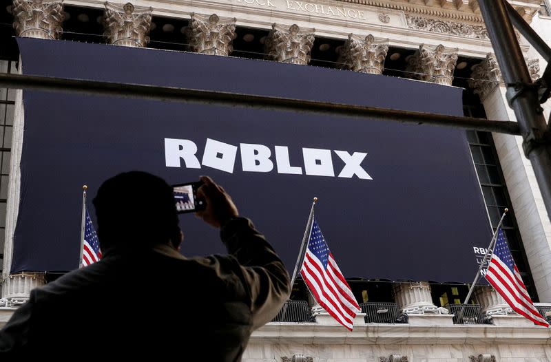 Roblox Surges To Record After Hasbro Unveils Nerf Partnership - roblox detect when join falls apart