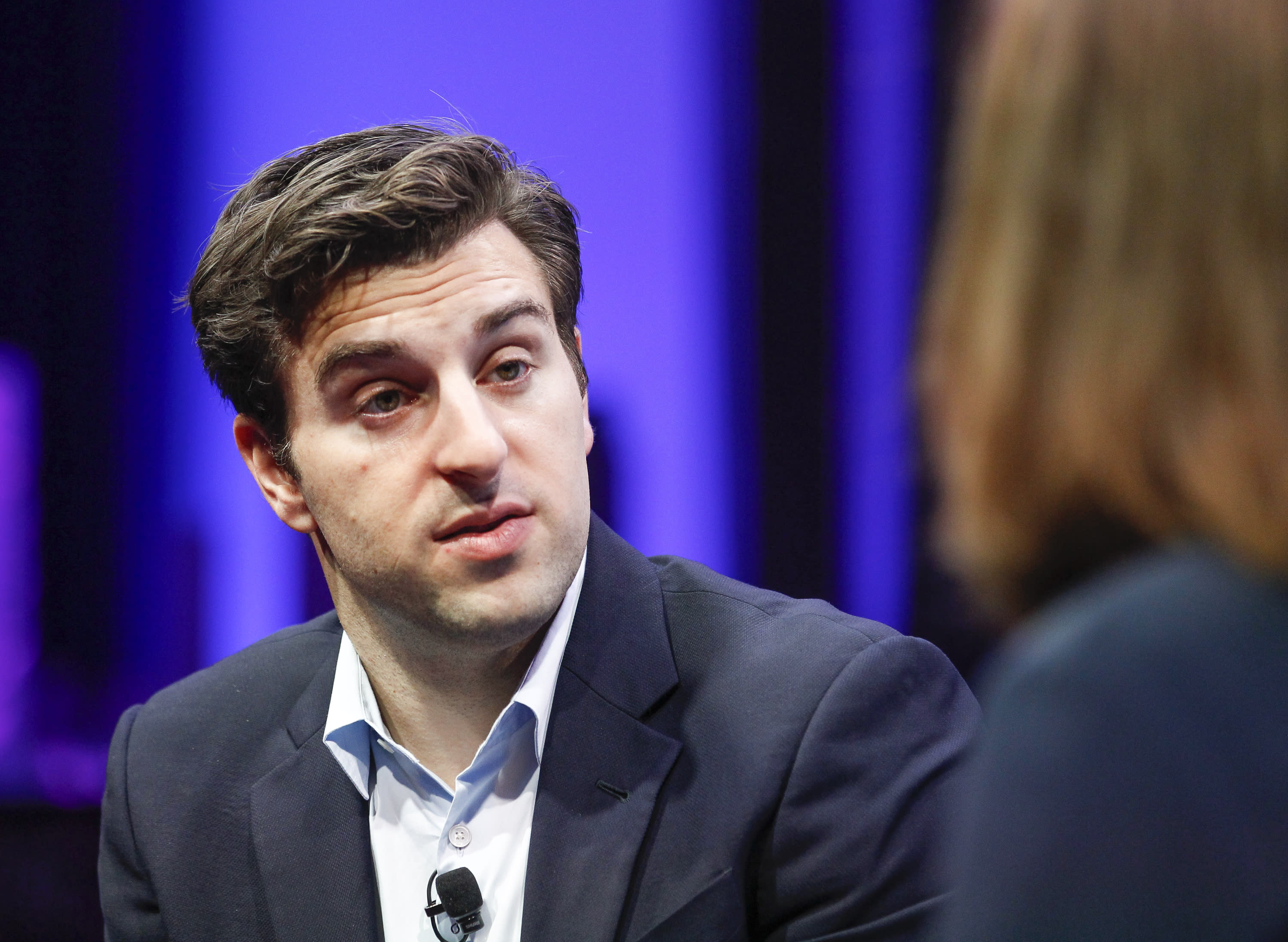  Airbnb CEO  IPO may happen this year despite coronavirus