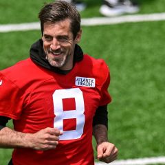 Aaron Rodgers' Online Sports Database Crowdfunding $1.25M – The Hollywood  Reporter