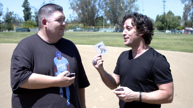 Rookie of the Year's Thomas Ian Nicholas opens old baseball cards
