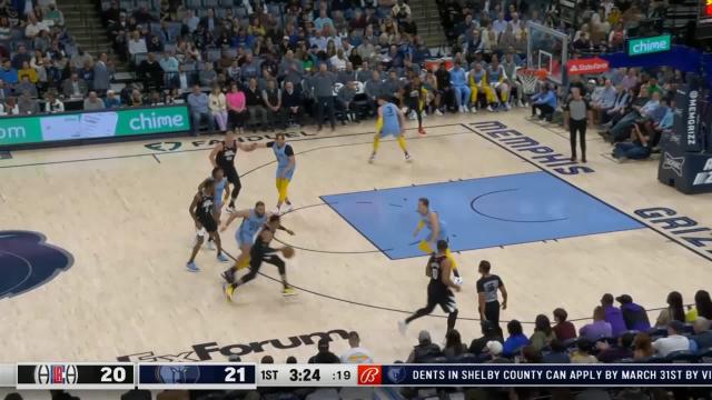 Russell Westbrook with a dunk vs the Memphis Grizzlies