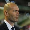 Real Madrid, l&#39;omaggio di Zidane a Totti: “Chi ama il calcio lo vuole in campo”