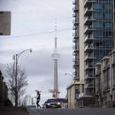 Toronto area condo market rents drop the most in 15 years
