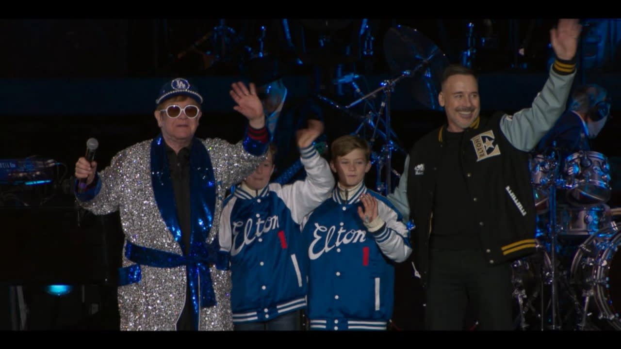 Elton John @ His Sold Out Dodgers Stadium Concert Wearing Rhinestone  Encrusted Dodgers Uniform Designed by…