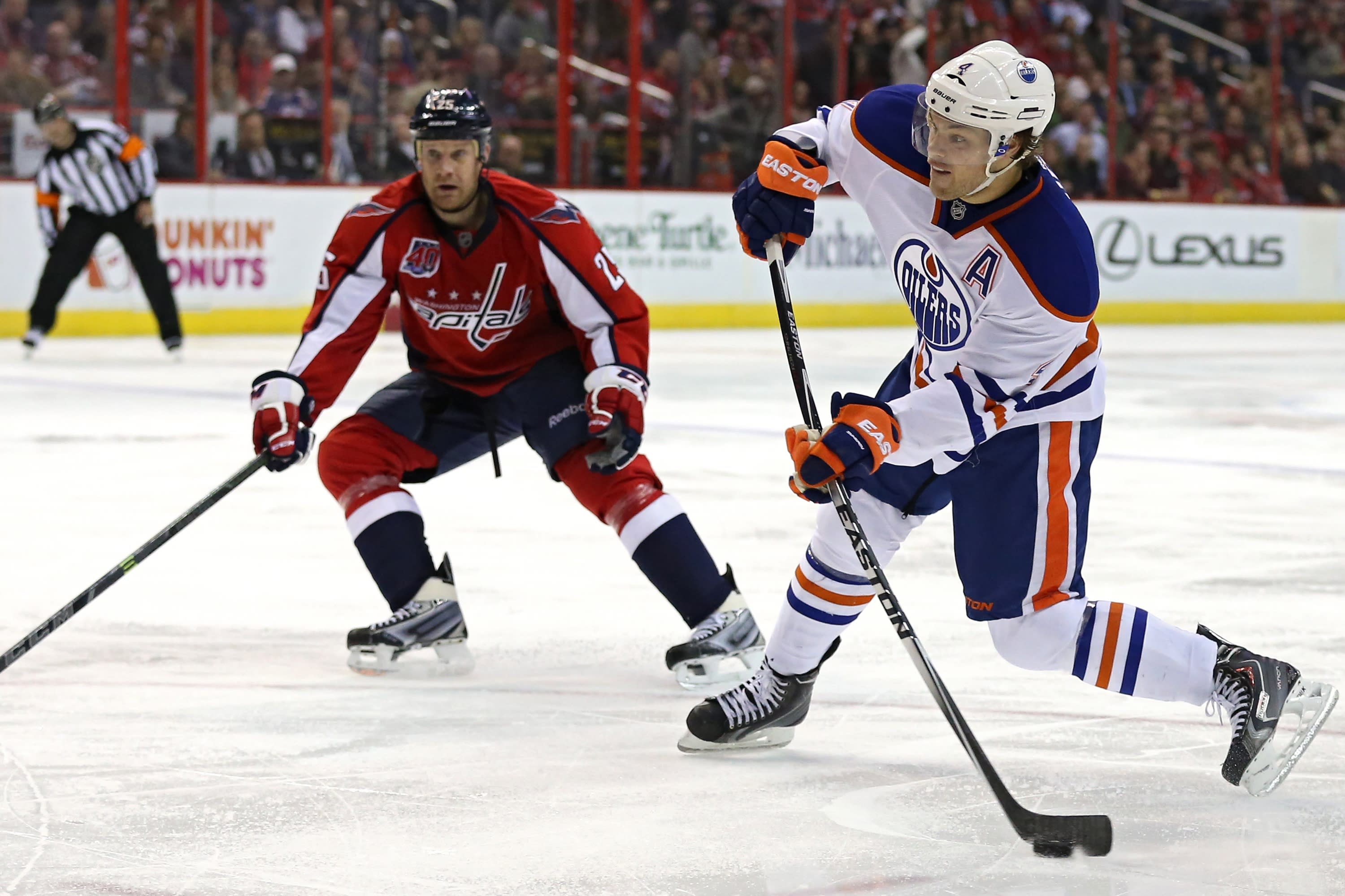 Taylor Hall out 4-to-6 weeks with 'lower leg' injury: Report