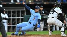 White Sox lose 7th straight in weird weather vs. Blue Jays