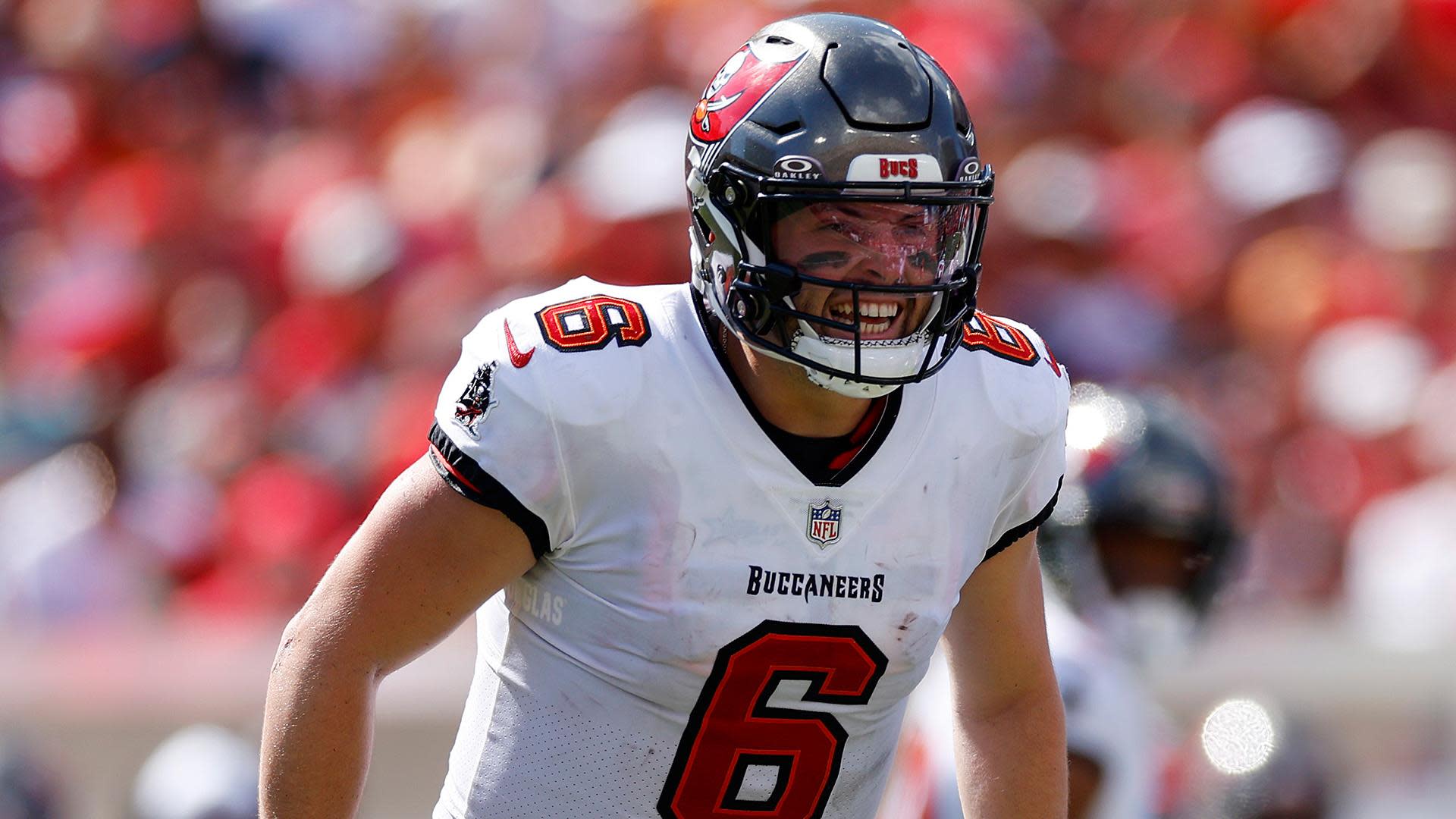 Mayfield a 'different, humble guy' in Tampa Bay