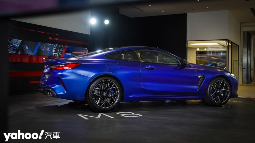 窮凶惡極的GT潛艦！2020 BMW M8 Coupe & Gran Coupe暴力上陣！ - 9