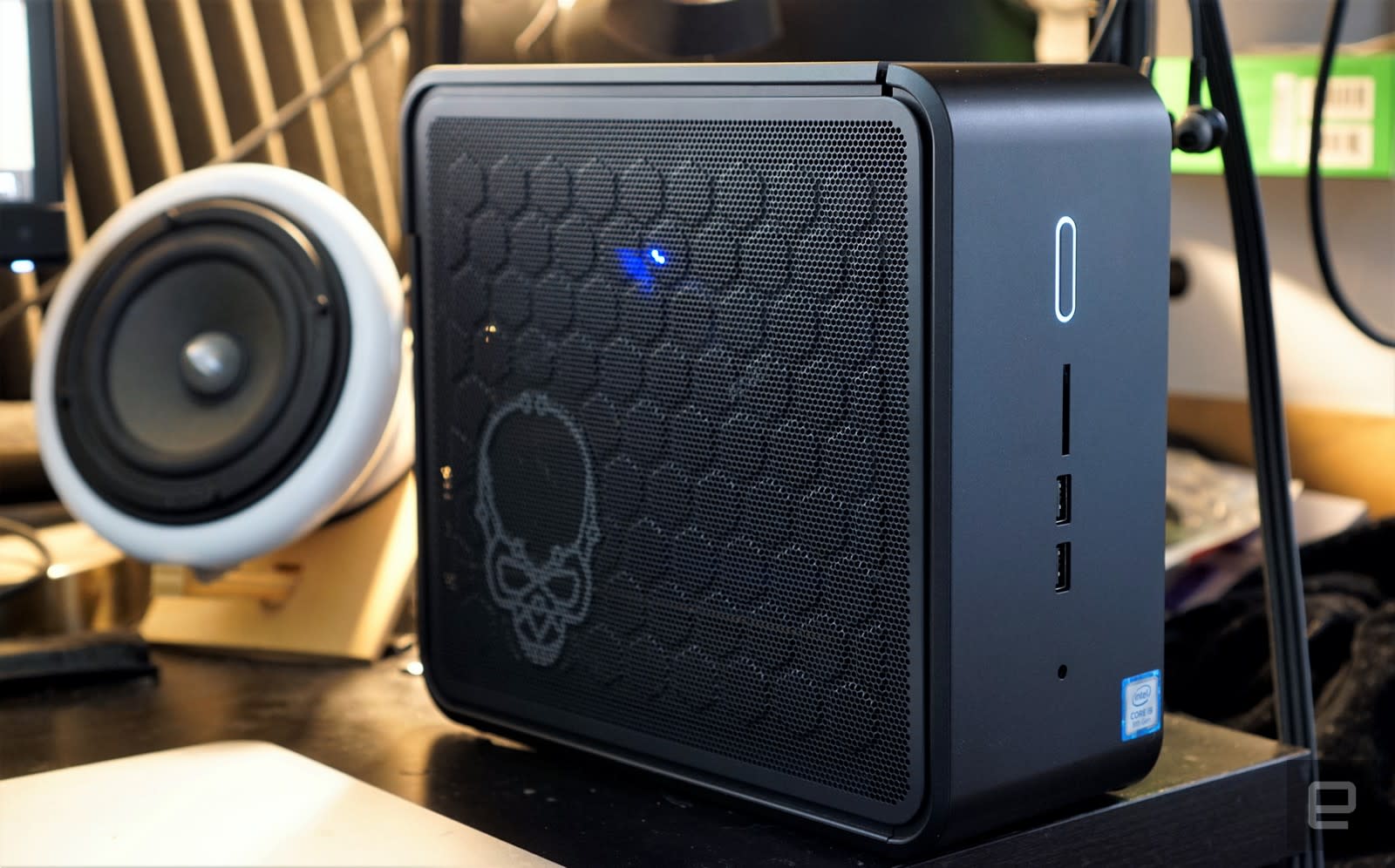 Intel nuc 9 extreme обзор