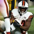 Browns sign Kareem Hunt to one-year deal after Nick Chubb injury - On3