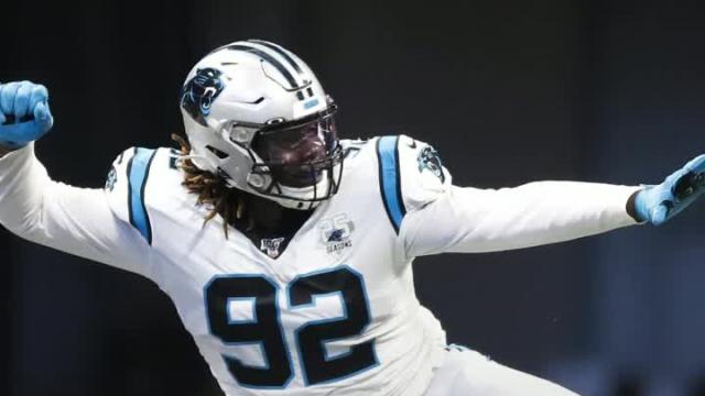 Panthers DL Vernon Butler punches Colts TE Jack Doyle