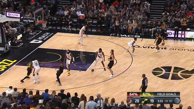 Talen Horton-Tucker with an assist vs the Portland Trail Blazers