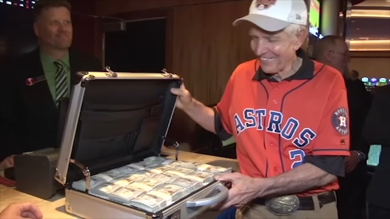 Houston Astros superfan Mattress Mack can't lose, no matter who