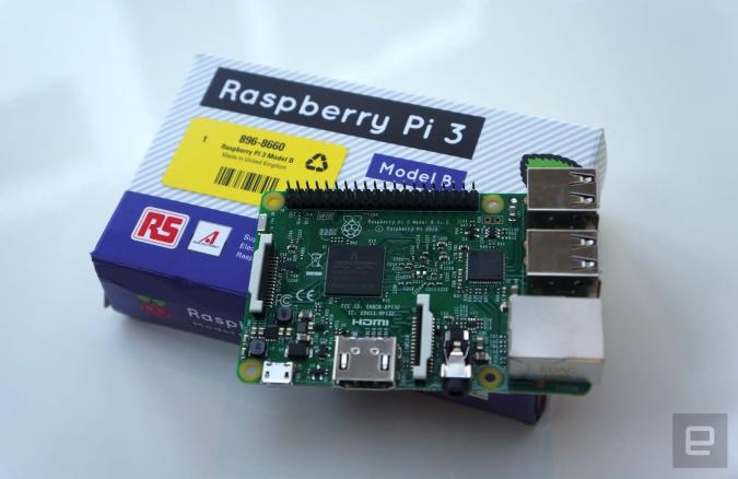 Raspberry Pi 3 tiene un procesador de 64-bit y WiFi integrado