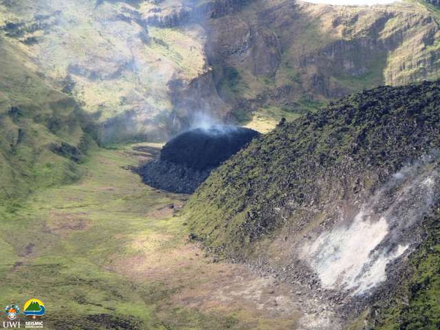  ruption  explosive du volcan la Soufri re   Saint Vincent 