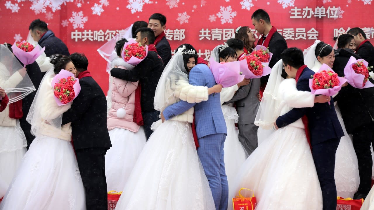 Cheating And Violence Have Chinese Women Calling For Divorce