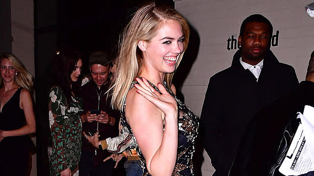 Kate Upton: Coole Reaktion auf Fashion-Panne  新聞- Yahoo奇摩行動版