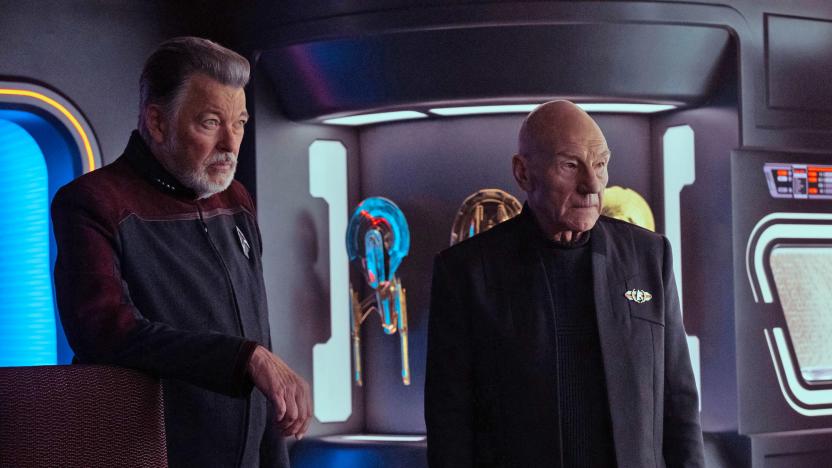 Image from season three of 'Picard' featuring Patrick Stewart and Jonathan Frakes in the USS Titan ready room.