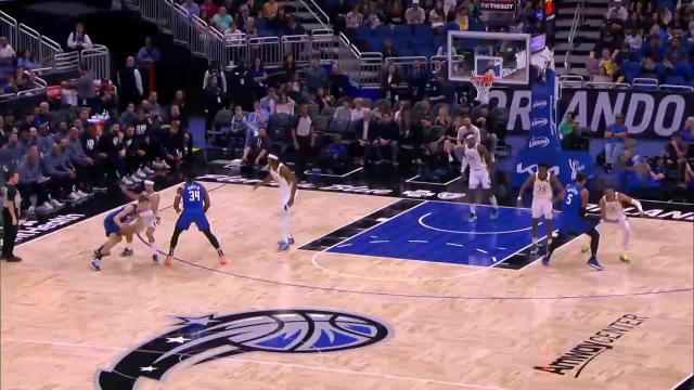 Wendell Carter Jr. with an alley oop vs the Indiana Pacers