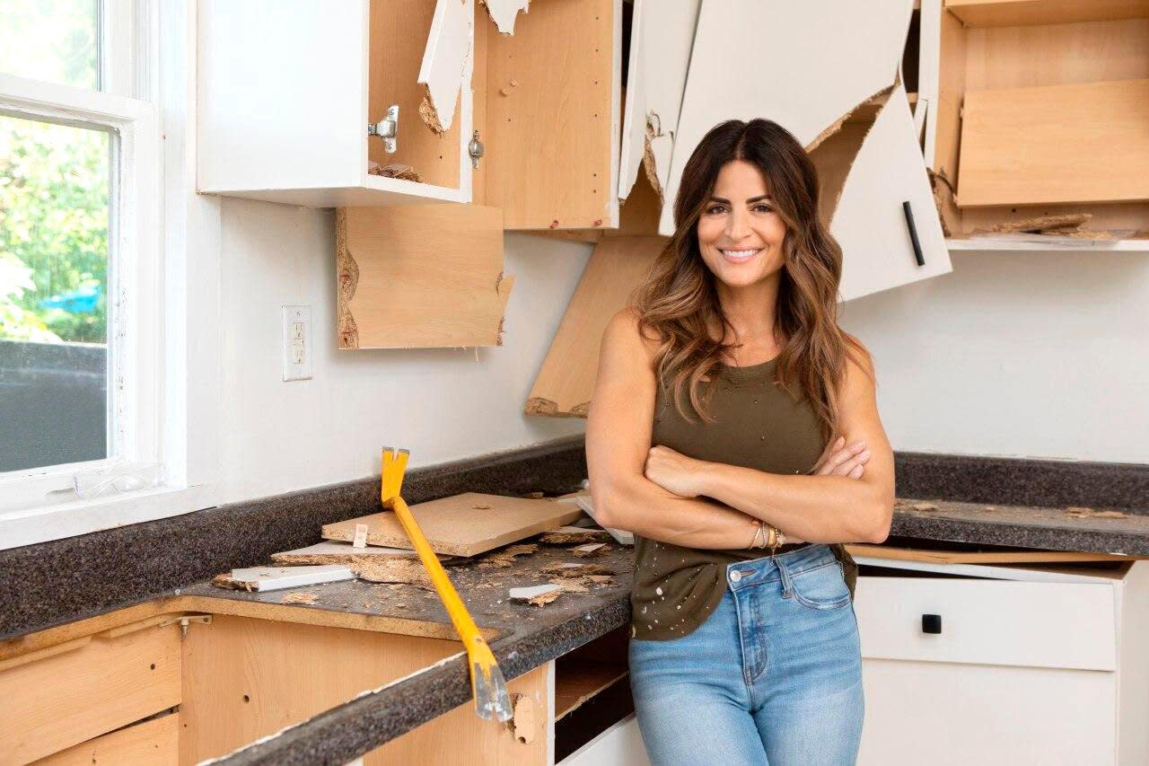 HGTV S Alison Victoria On Starting Over After Difficult Split From Co   1c7194c7ed28edf09e837f7ac12a7030