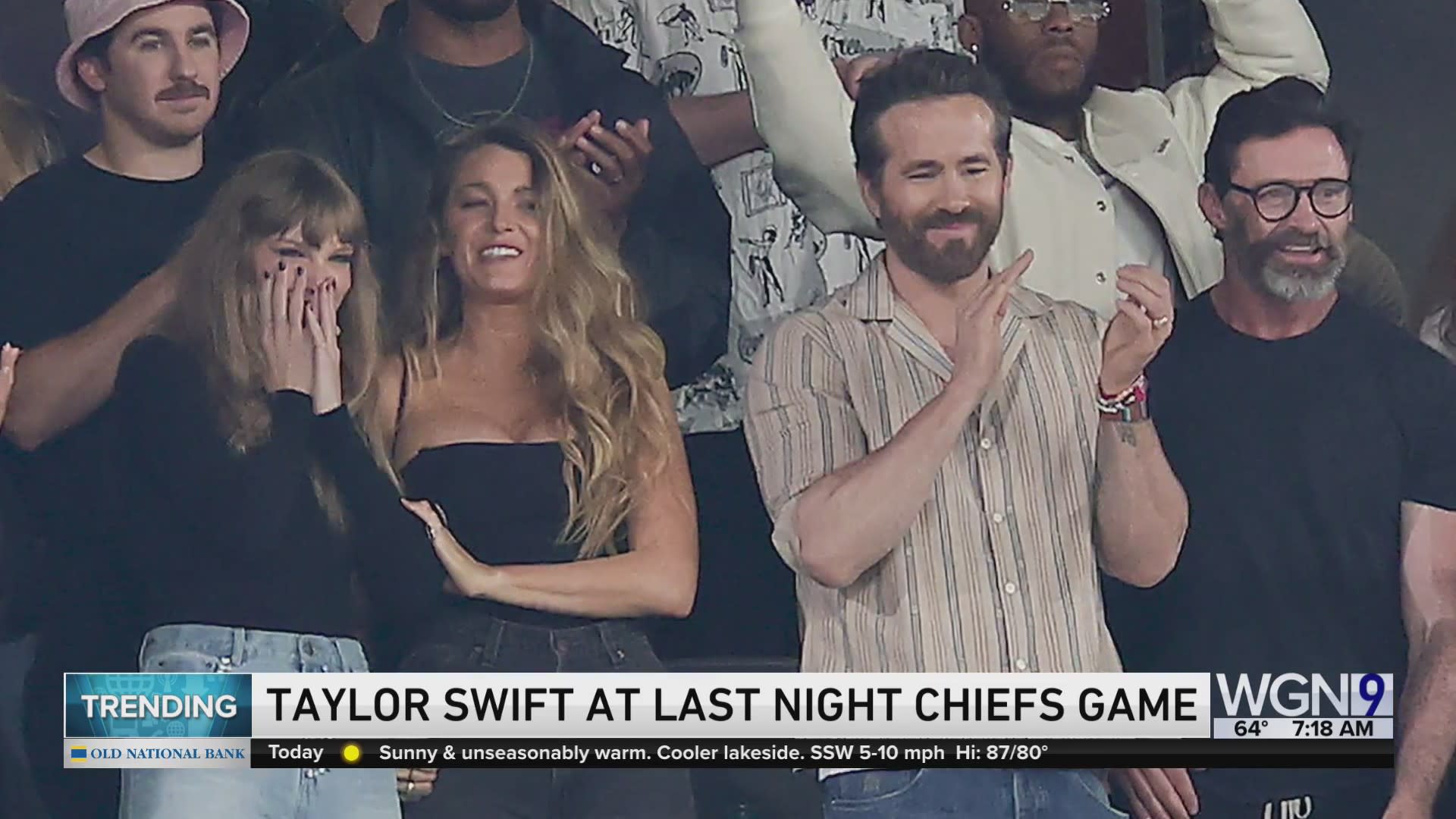 Taylor Swift watches Travis Kelce's Chiefs alongside famous friends - ABC  News