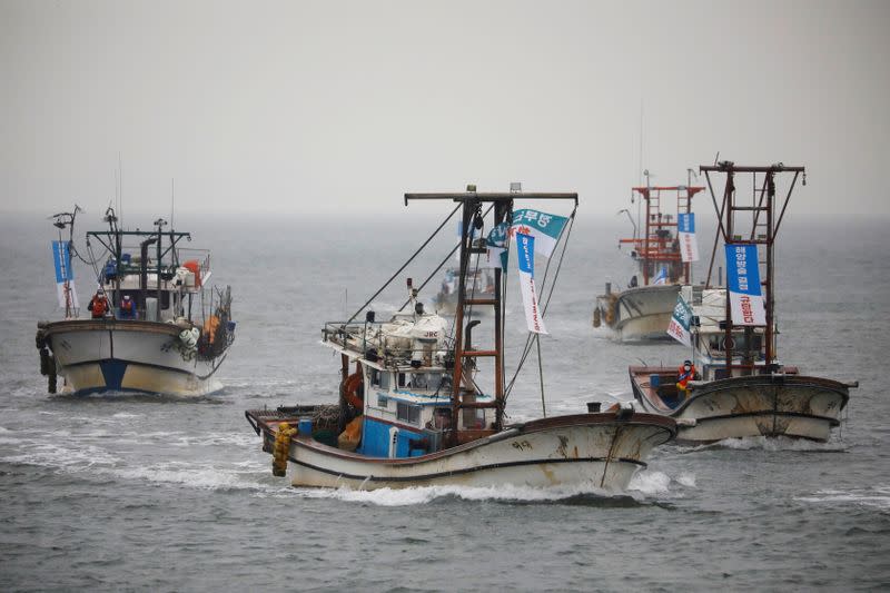한국 어부들이 후쿠시마-연합 해상에서 일본 정부를 고소