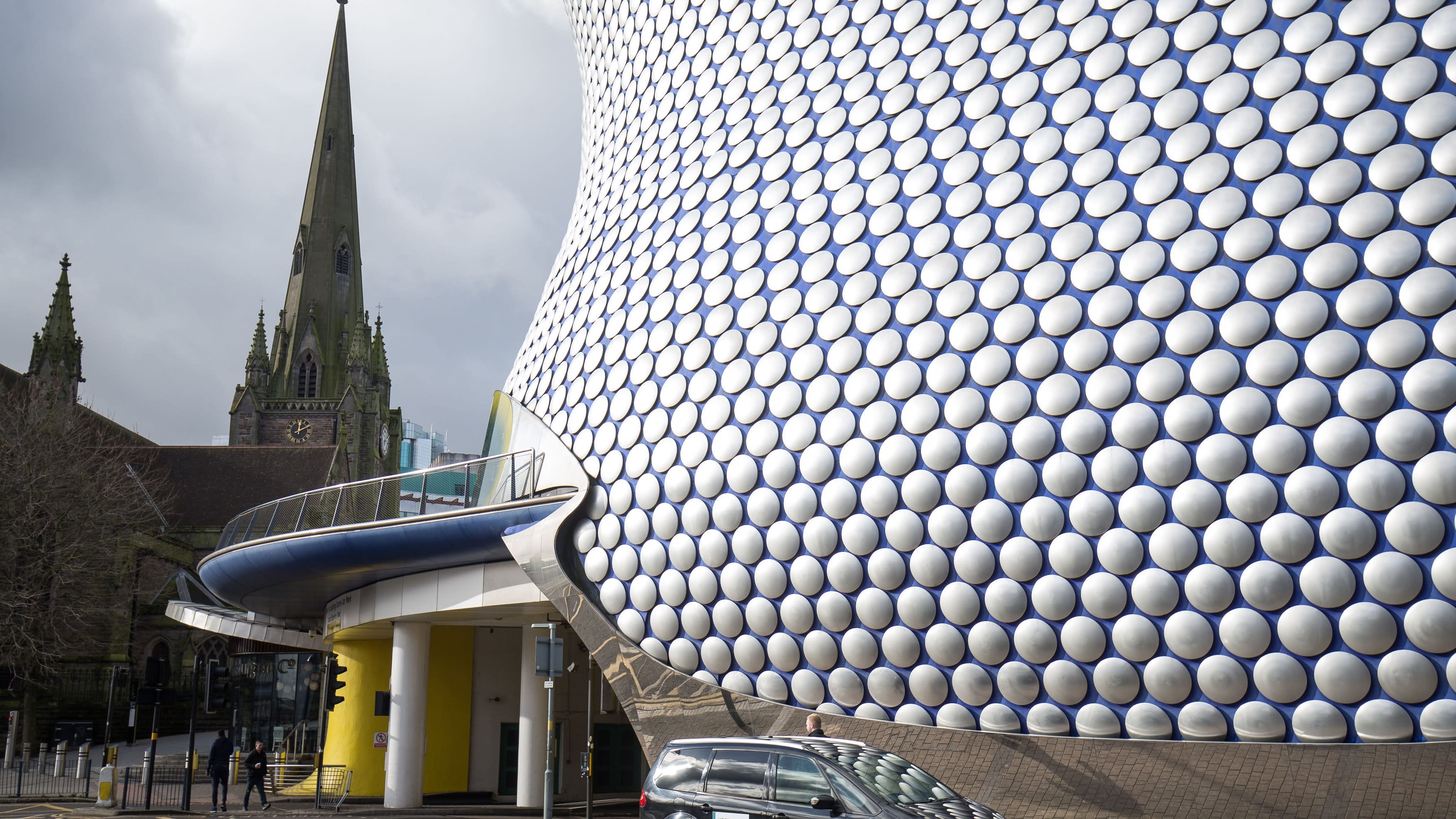 Birmingham Bullring owner sells remaining nine retail parks for £455m