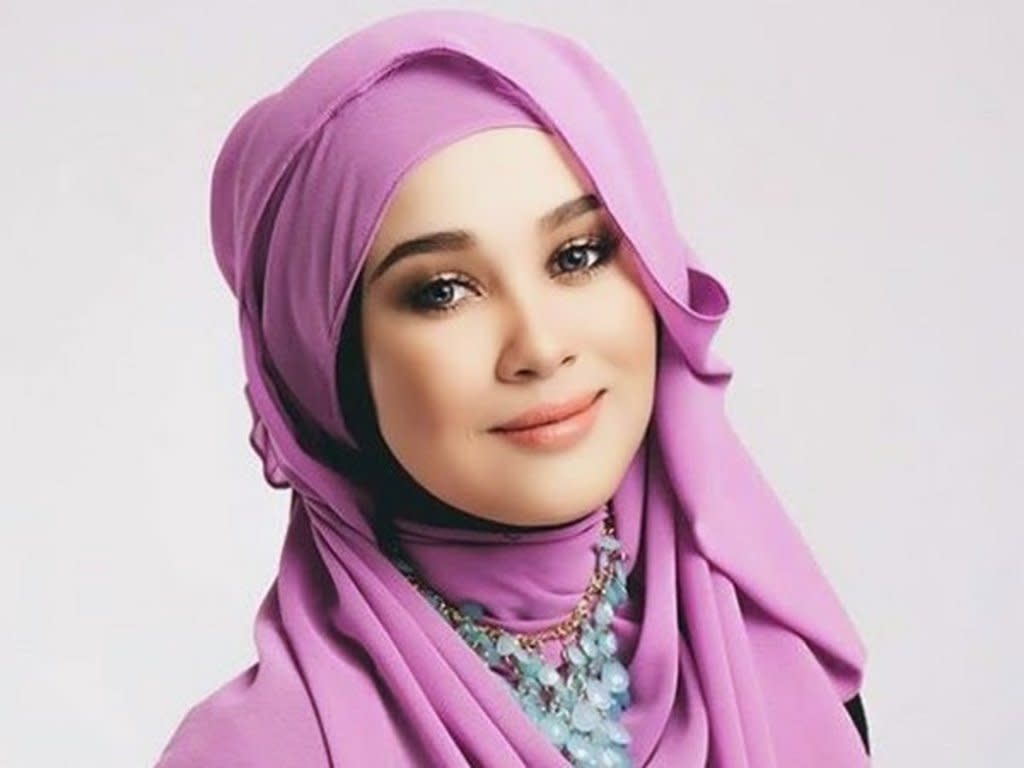 Gambar adik beradik emma maembong