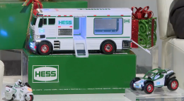 hess holiday truck 2018