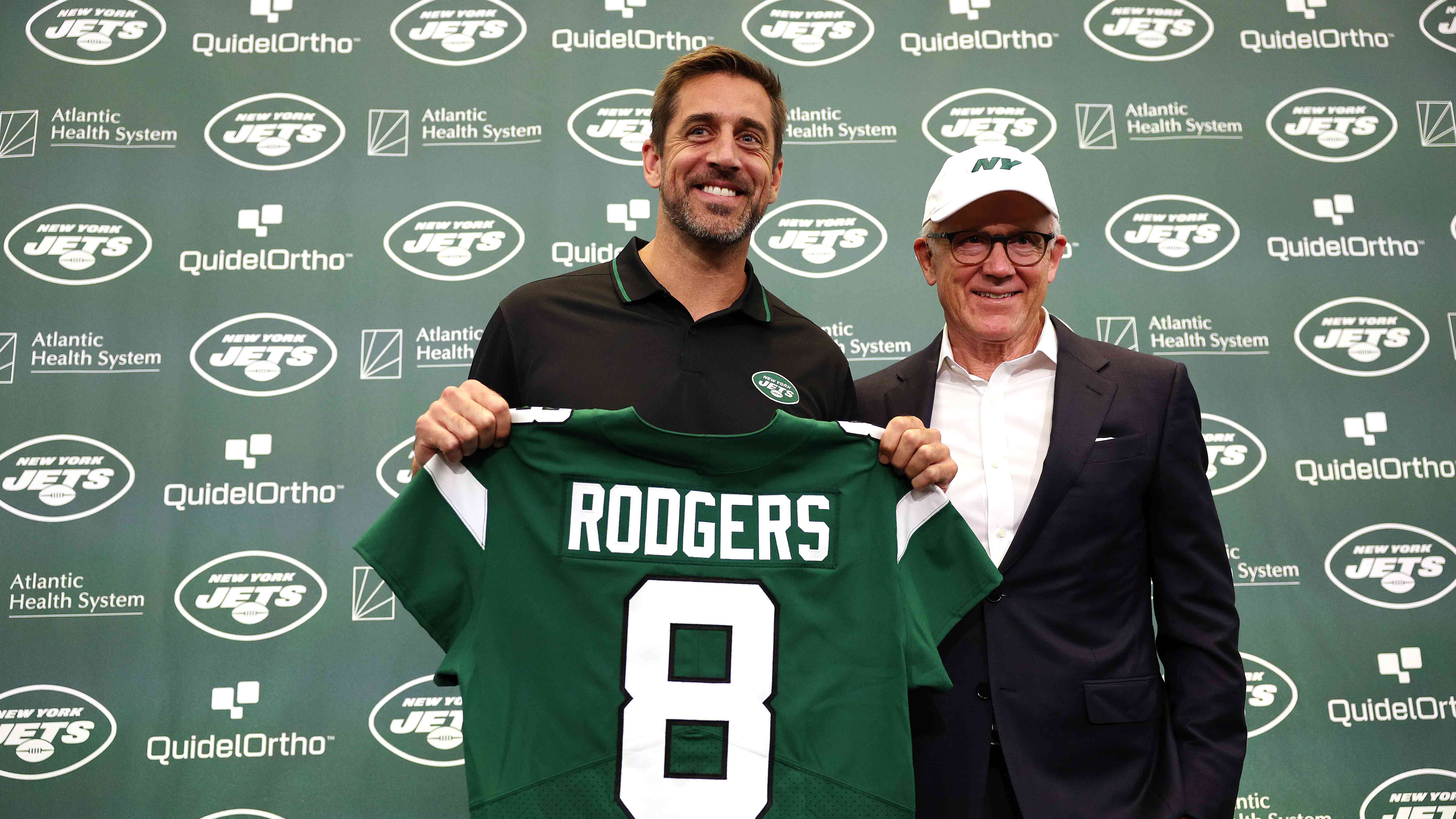 Jets introduce Aaron Rodgers at press conference after trade