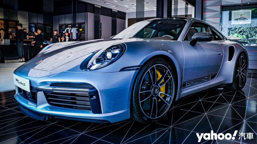 量產公路蛙王台灣首現！Porsche 911 Turbo S領銜新竹概念店開幕！ - 1