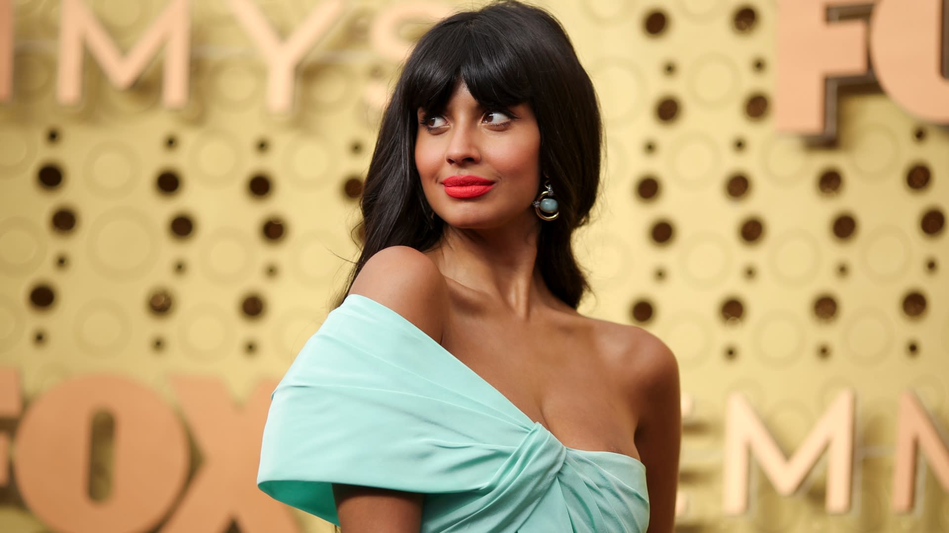 Jameela Jamil Reveals Her Suicide Attempt to Encourage Others to Seek(00)