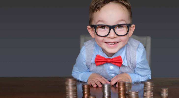 9 awesome financial gifts for teaching kids about money