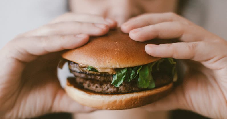 Here’s why you’ve got cravings even though you’re not hungry
