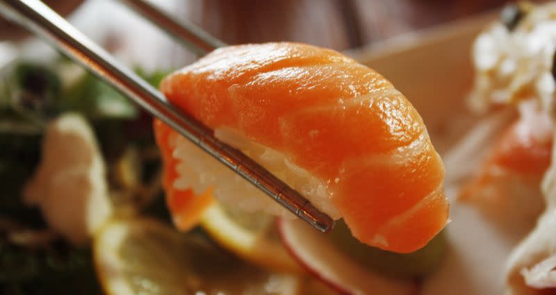 Taiwanese diners who legally changed their names to 'Salmon' to get free sushi d..