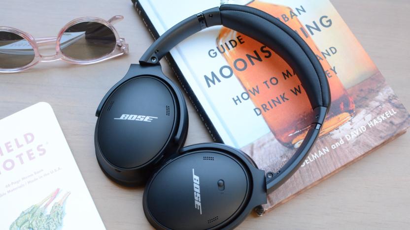 Image of Bose QuietComfort 45 headphones.