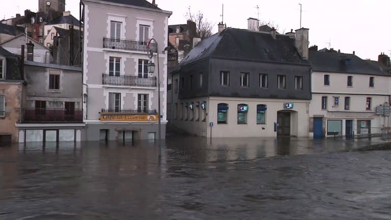 Pueblos bajo agua en Francia e Inglaterra