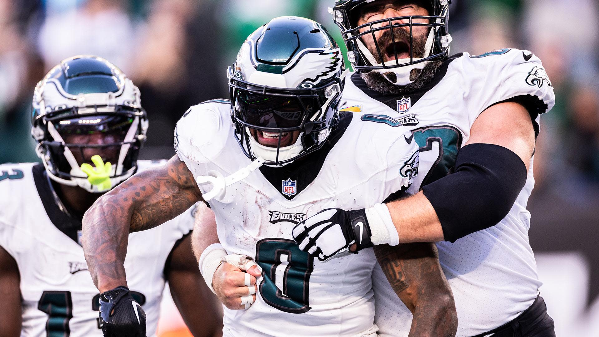 DeVonta Smith on Philadelphia Eagles Kelly Green Uniforms: 'An Every-Game  Thing!' - Sports Illustrated Philadelphia Eagles News, Analysis and More