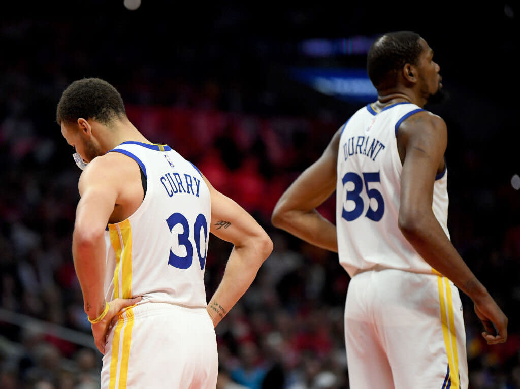 Durant joins Curry and 73-win Golden State Warriors