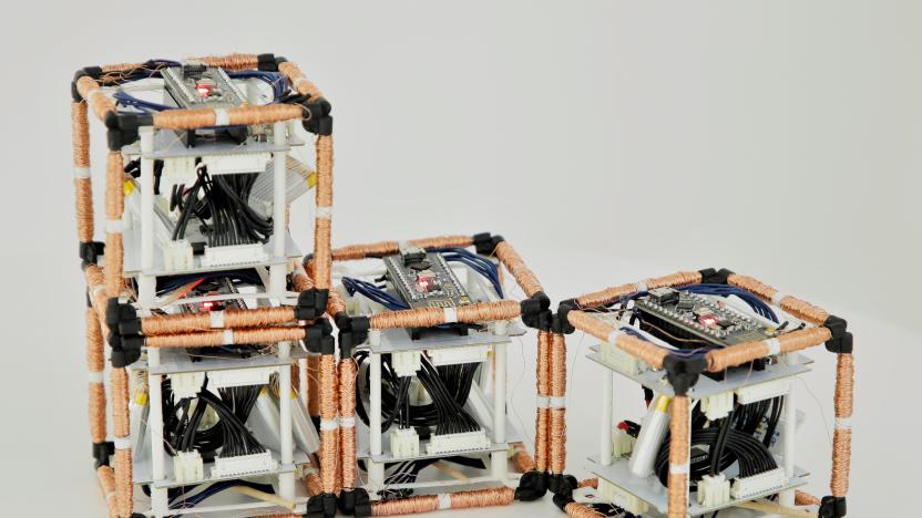 ElectroVoxels shape-shifting robot