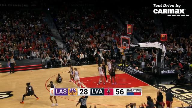 Chelsea Gray with a Last Basket of The Period vs. Los Angeles Sparks