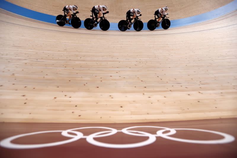 Olympics-Cycling-Germany and Britain set up team pursuit ...