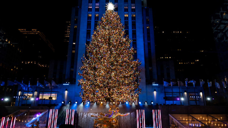 Here’s How to Watch the Rockefeller Center Tree Lighting For Free, So You Can Kick Off the Holidays Right