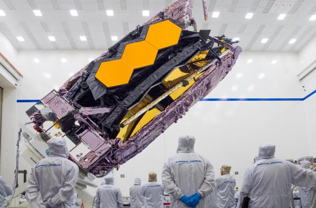 The James Webb Space Telescope is packed up for shipment to its launch site in Kourou, French Guiana in an undated photograph at Northrop Grumman's Space Park in Redondo Beach, California.  NASA/Chris Gunn/Handout via REUTERS MANDATORY CREDIT. THIS IMAGE HAS BEEN SUPPLIED BY A THIRD PARTY.