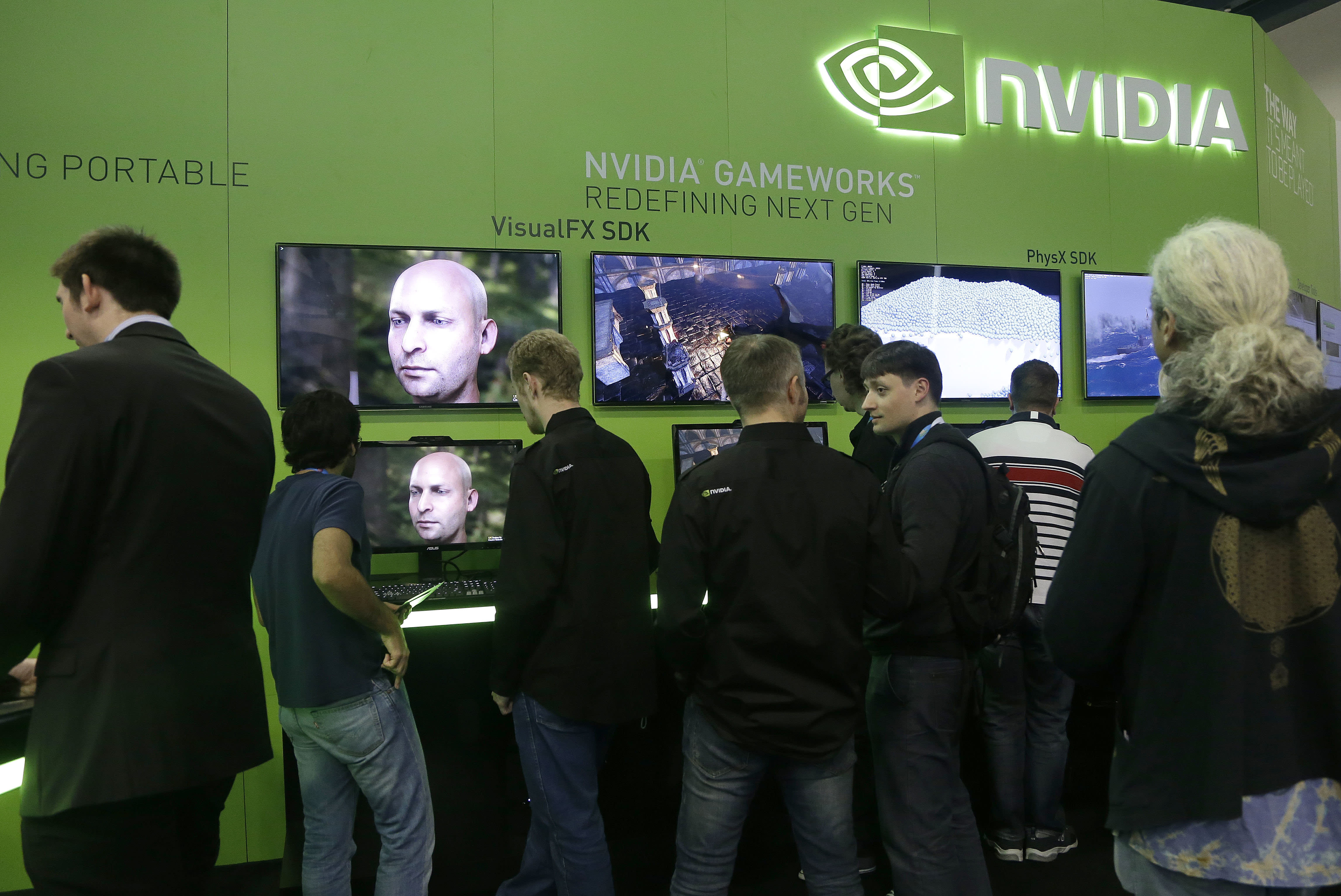 Nvidia cuts 2019 guidance, share drop
