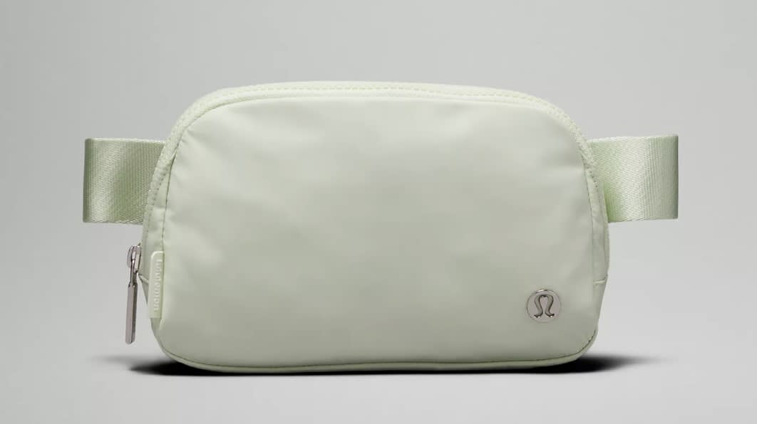 Lululemon Everywhere Belt Bag: The Perfect Gift for Her - InsideHook