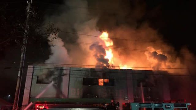 Fire tears through Oakland dance party, killing at least 9